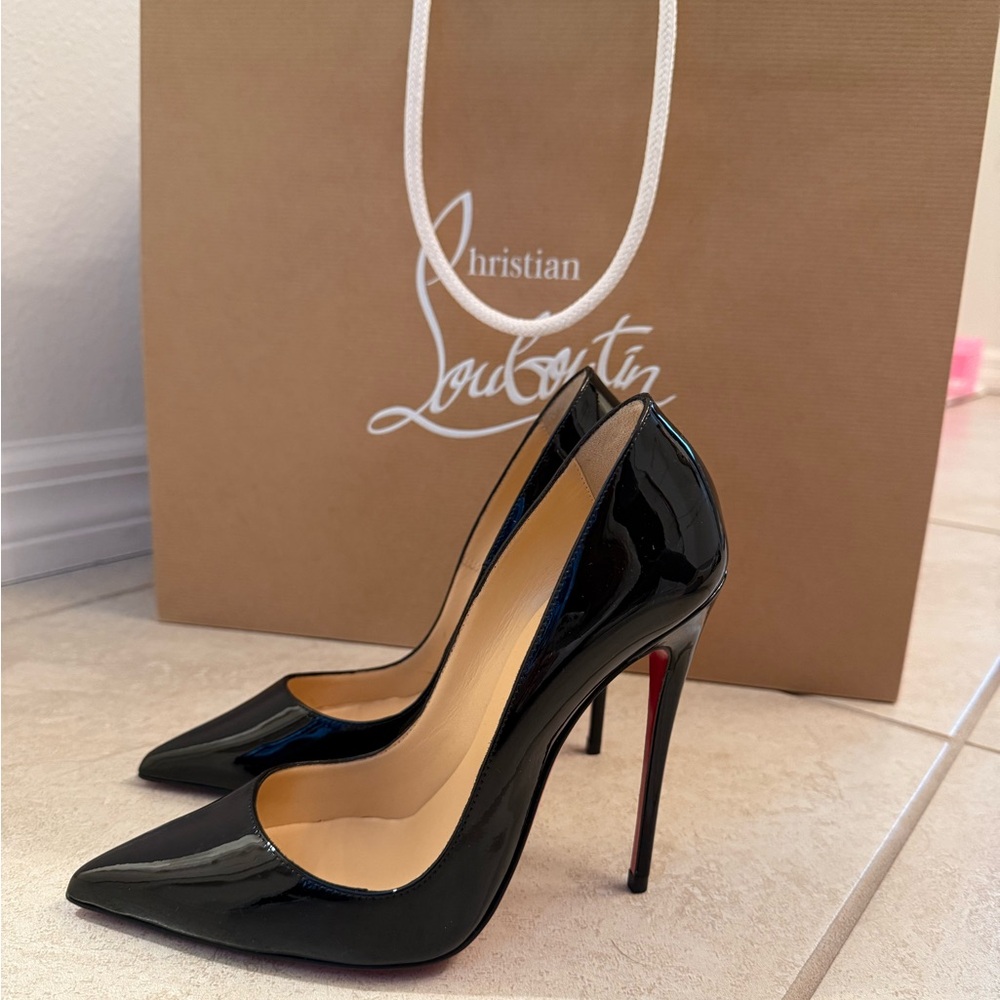 Christian Louboutin So Kates